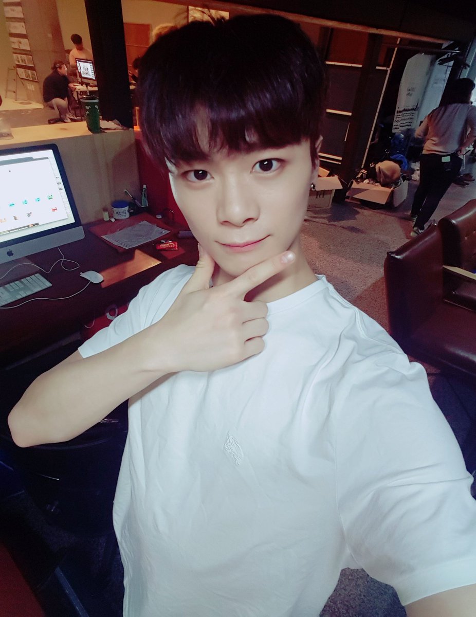ASTRO 아스트로 tweet media