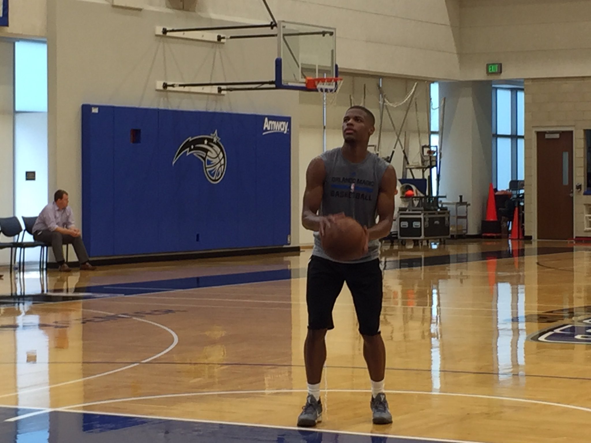 C_4LOqwXkAAQclo.jpg:large