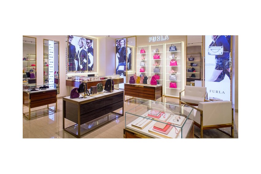 Inoutlet's tweet photo. Furla: lifestyle italiano in tutto il mondo!
⏯Scopri la storia del brand su https://t.co/gyCoHGuZEi #outlet #luxury #bags #furla #metropolis https://t.co/dSC1DDl9UC