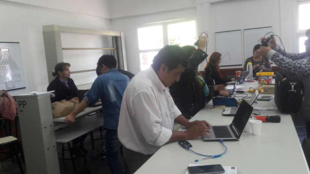 CienciaTecSalta's tweet photo. #Ahora #UFIDET "Curso de Capacitación docente en robótica educativa:primaria, básico,medio y avanzado" 15,16 y 17/05 https://t.co/ETqEJAHF9h