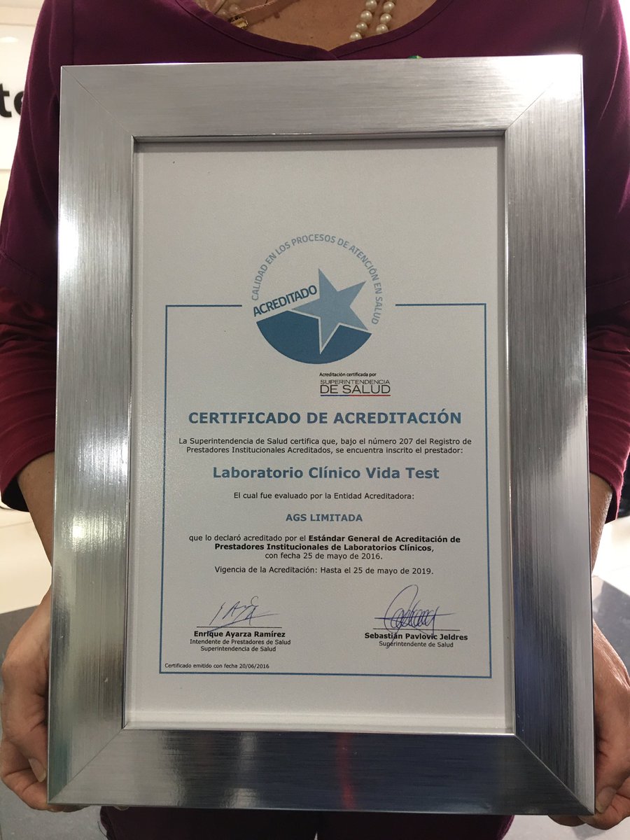 Policenter_cl's tweet photo. Entrega de #Acreditación por parte de la Superintendencia de Salud para nuestro Centro Médico de La Florida y Laboratorio Clínico VIDA TEST https://t.co/YWyw0x8ig7