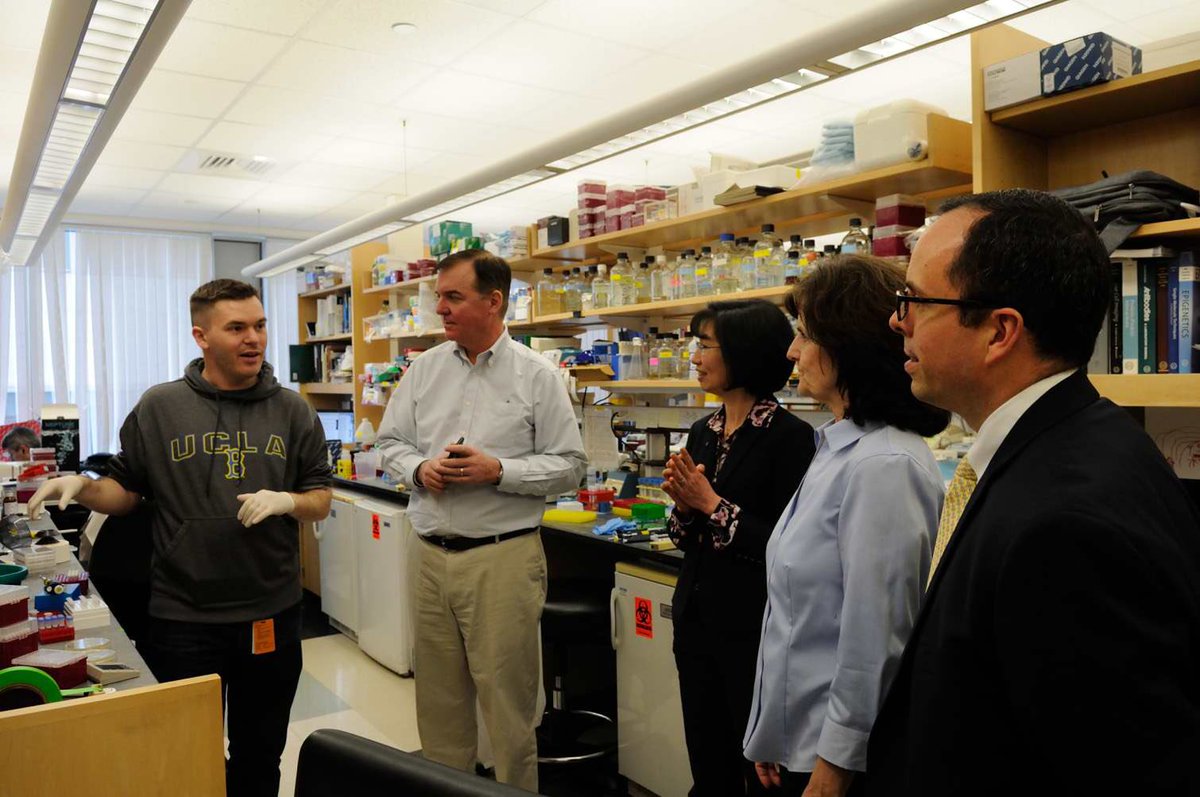 FRAXAresearch's tweet photo. Great to visit Dr. Jeannie Lee's lab at #MGH We support gene reactivation research https://t.co/i4YRMAVaBW #fragilex #autism @PierceFragileX https://t.co/hQk9EoKMrP