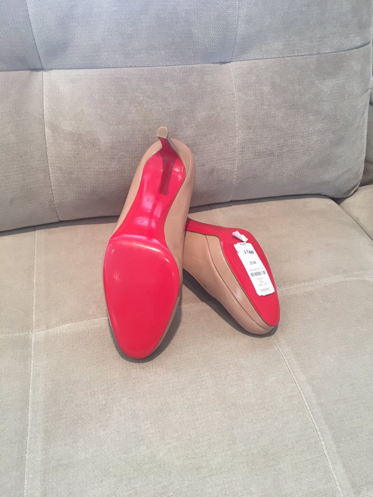 MyRedBottomz's tweet photo. #Forsale Authentich #ChristianLouboutin
Nude Simple Patent
36.5
3" heel.
$650.00
Info@myredbottomz.com
Ships with USPS Priority. No returns https://t.co/JXNa8dbQsG