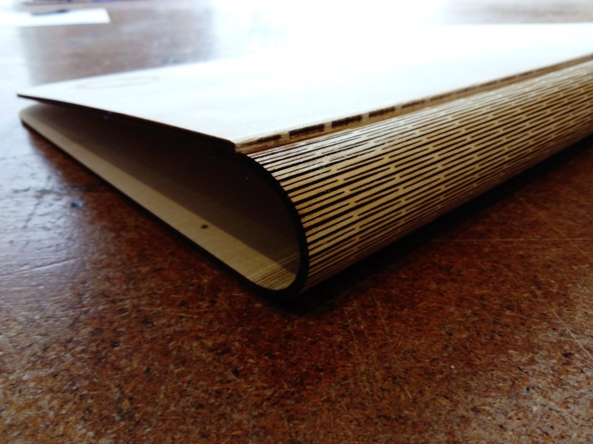 laser_lab's tweet photo. Custom portfolio cover, designed and fabricated with a living hinge #lasercut #laserengraved #laser #livinghinge #wood https://t.co/6IfZjB9sdX