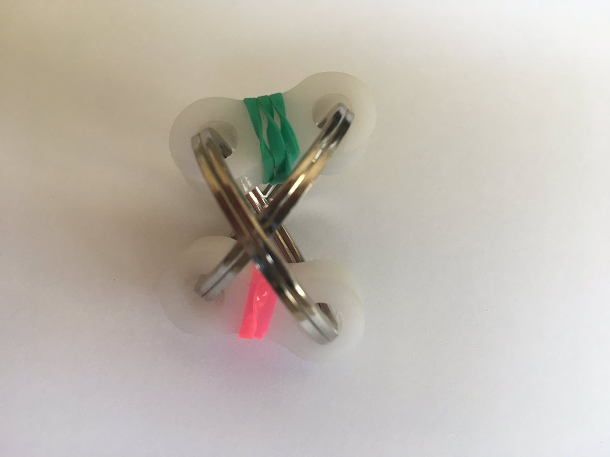Mechabau's tweet image. Chain fidget. #chainfidget #fidgettoy #handtoy #primetime #enjoy