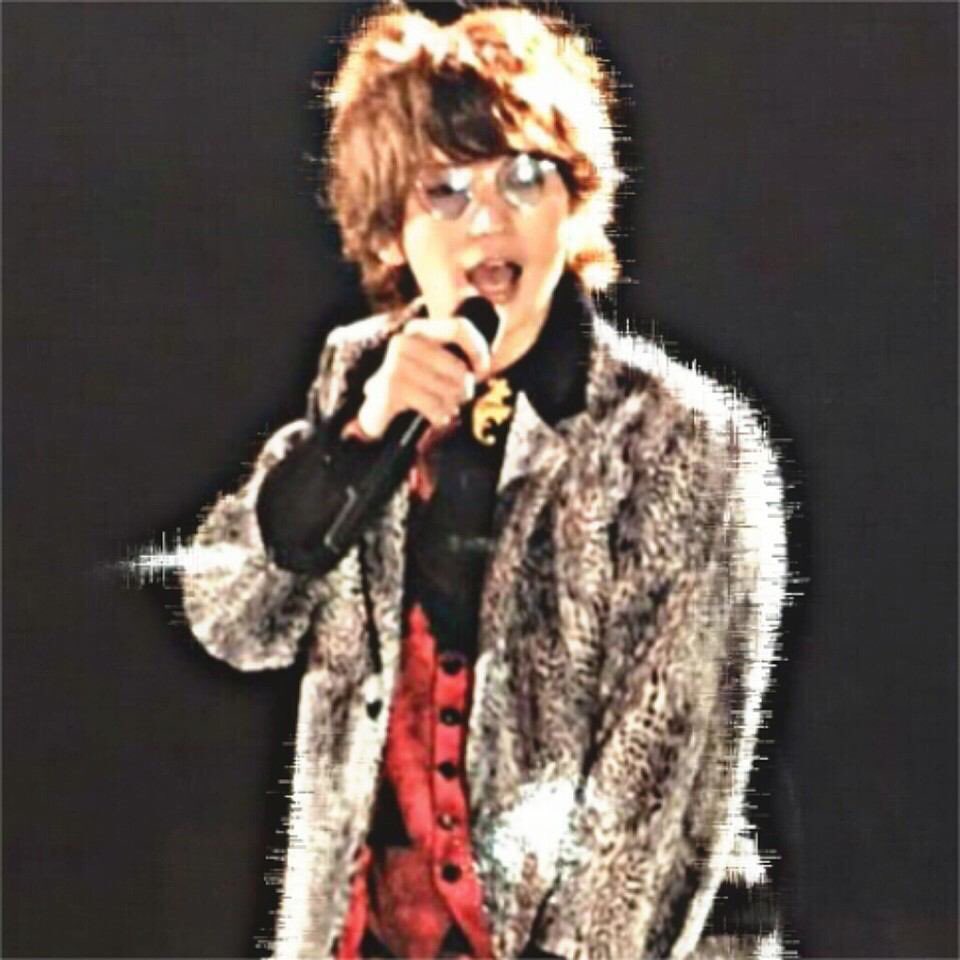 E______8's tweet photo. かっこよくて可愛くて 貴方はわたしの癒しです
32歳も いっぱい食べて いっぱい笑って たくさんの笑顔を みせてください

#大倉忠義誕生祭 
#大倉忠義  #たっちょん 
#大倉忠義32歳おめでとう https://t.co/ERbW8n0Kv2