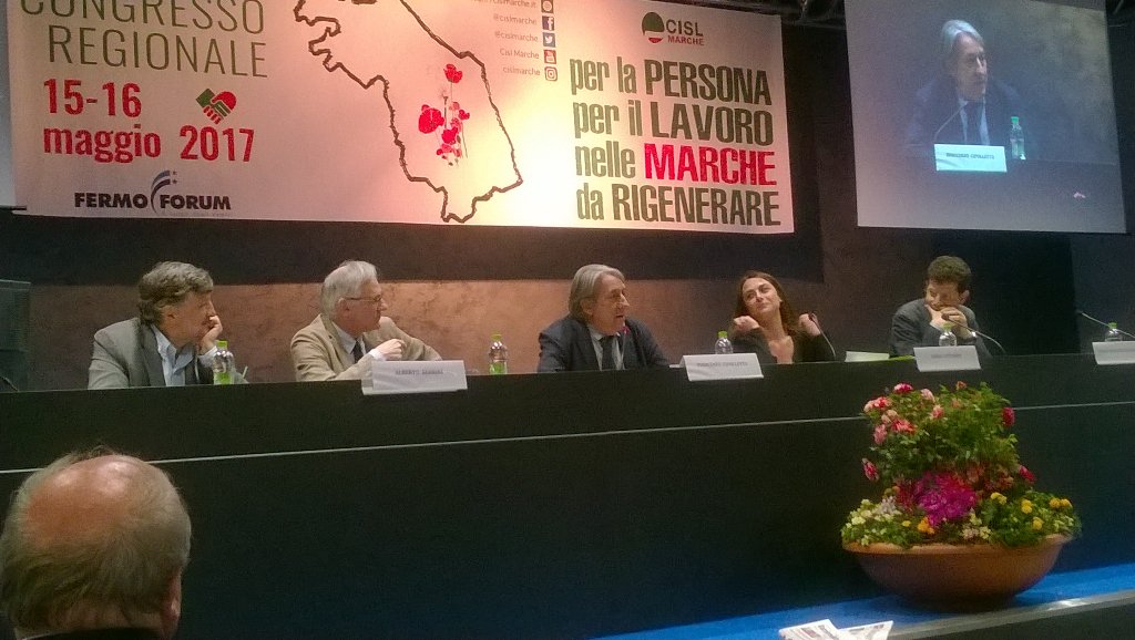 cisljesi's tweet photo. Importante tavola ritonda https://t.co/NR3BCoGQQk