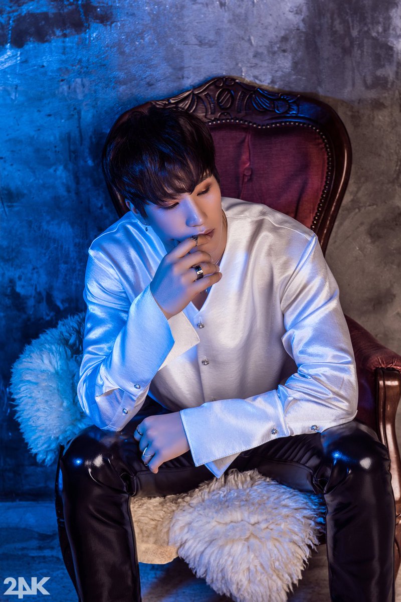 #24K Goes For A Darker, Sexier Vibe In Individual Concept Photos
soompi.com/2017/05/14/24k…