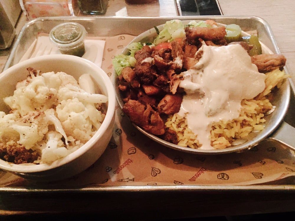 Taboonette's tweet photo. Mmmmm, Chicken Shawarma and Roasted Cauliflower!
#taboonette #fillyourpockets #panfood #chicken #shawarma #roasted #cauliflower https://t.co/zHNpDsBS5J