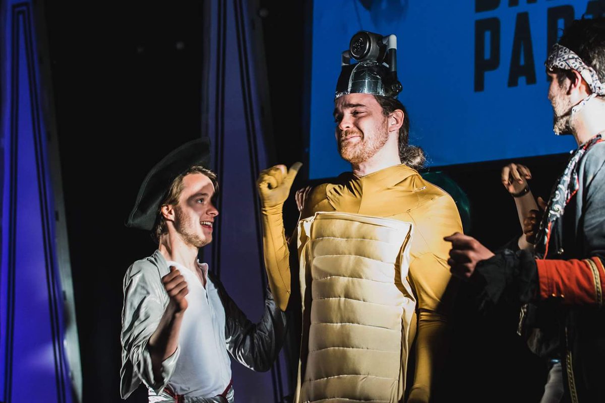 Here it is! The photo you've all been waiting for! Ed crying at his first DADDY PARTY #daddyparty #saucy #thespaceage