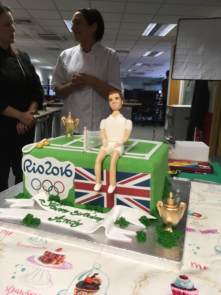 cyclingontnt's tweet image. Hey @andy_murray, @JudyMurray, what do you think?
Want us to save you a slice? Happy Birthday Andy!

🍰🍰🍰🍰🍰

bit.ly/2qjR2Ta