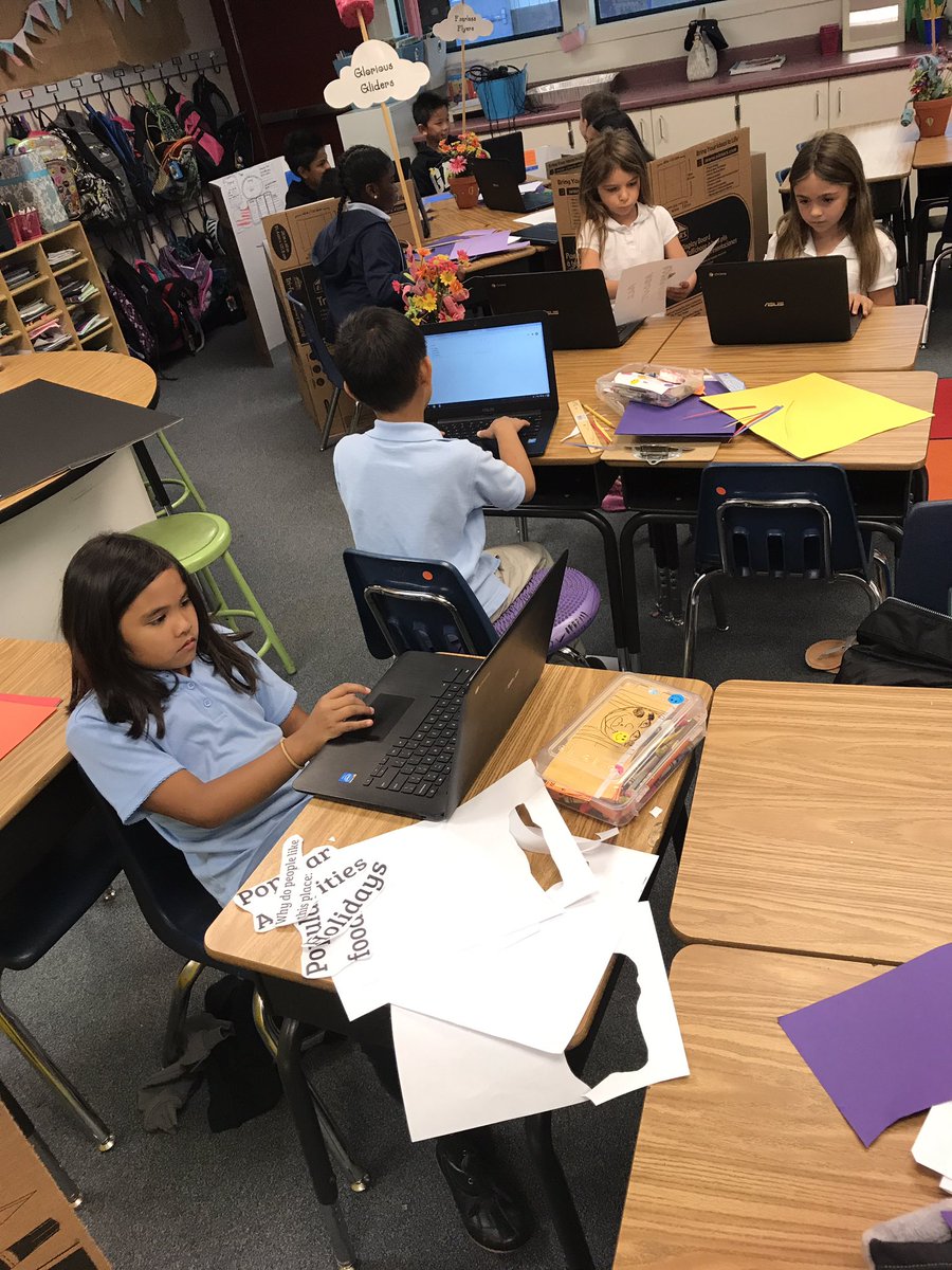 jpromorgan's tweet image. Persevering through their challenging research projects! #WestlakeCharter #WCSPerseverance #smartsecondgraders #ilovemyclass