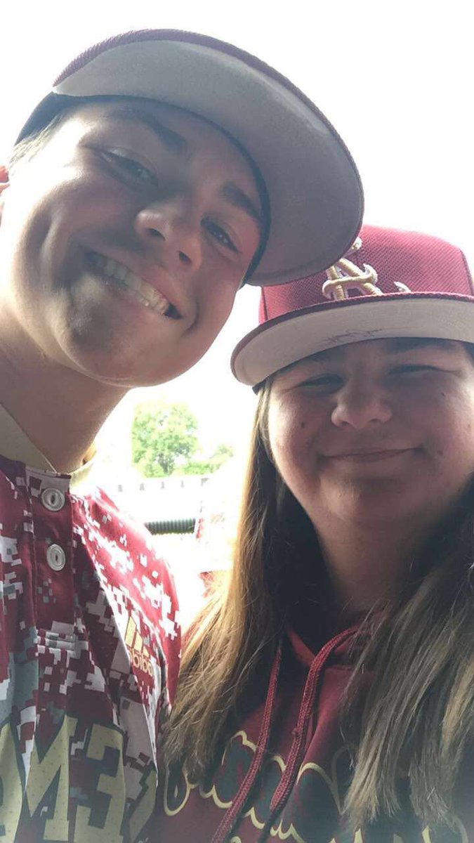 GCosans's tweet photo. HAPPY BIRTHDAY @caseyhorvat !!!! Have a great day!!!! 🎉🎊🎉🎊🎉🎊🎉🎊 https://t.co/6nCwZON5jv