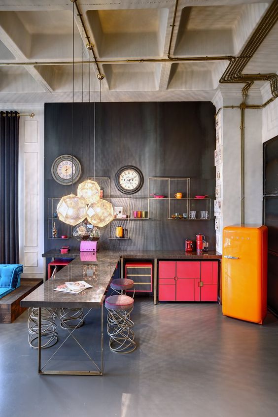 AlmaAlessandra's tweet photo. #interiordesign #industrial #popcolors https://t.co/M0aURMeKZb