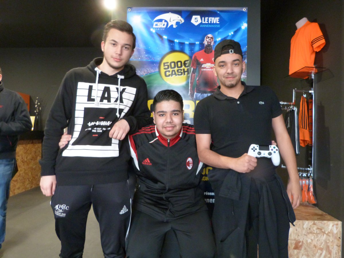 CSB_Gaming's tweet photo. Le top 3 de la compétition, du hight level !! https://t.co/VzcWdmUVHO