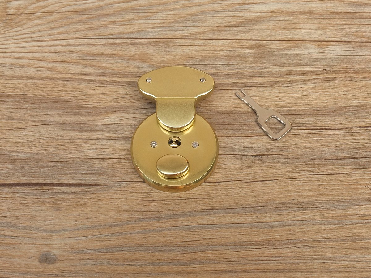 zzwzzw312's tweet image. #bagclasps Brass color finish bag clasps for leather craft.