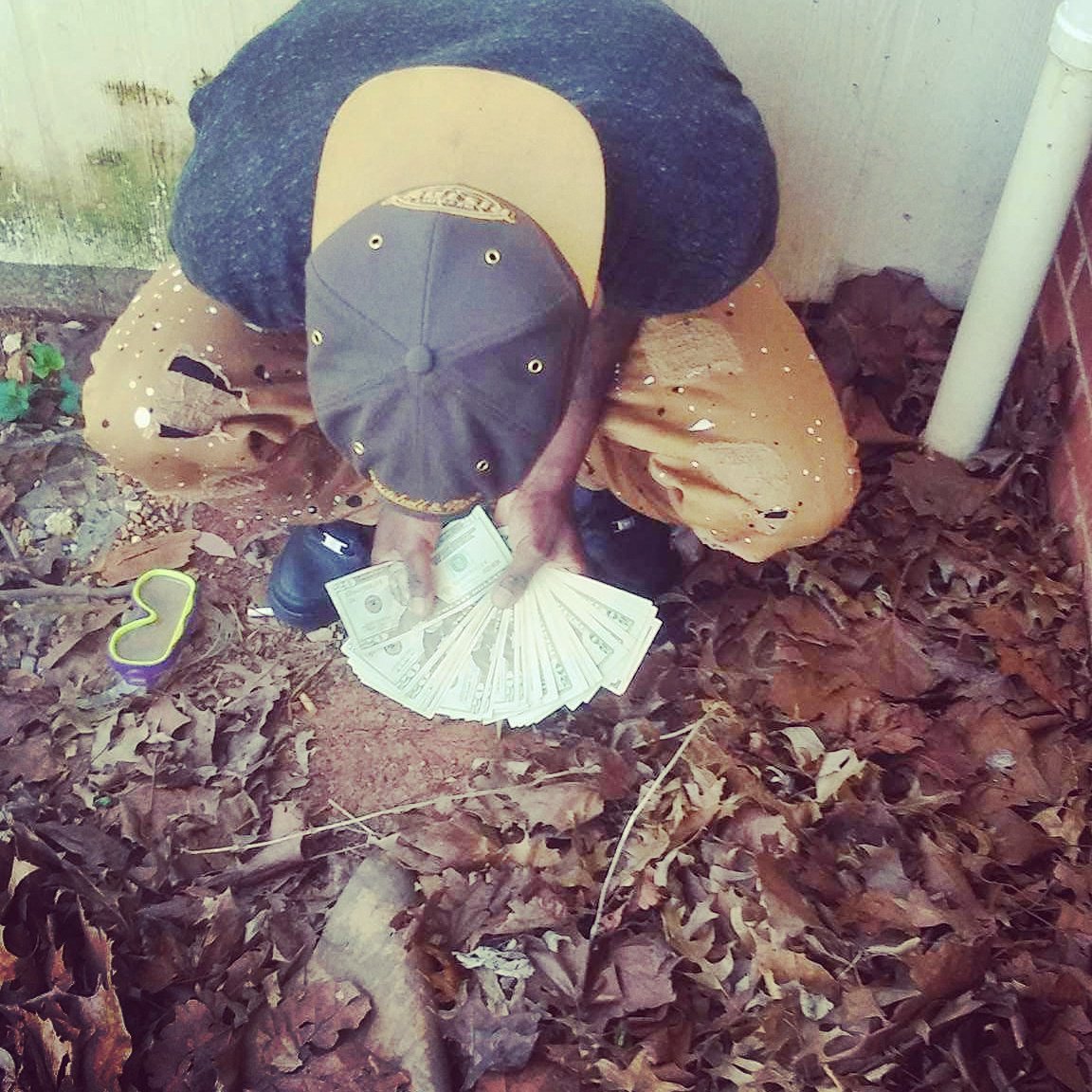 TRAPSTR1993's tweet photo. New to did Twitter shit https://t.co/9V4O3D8NW0