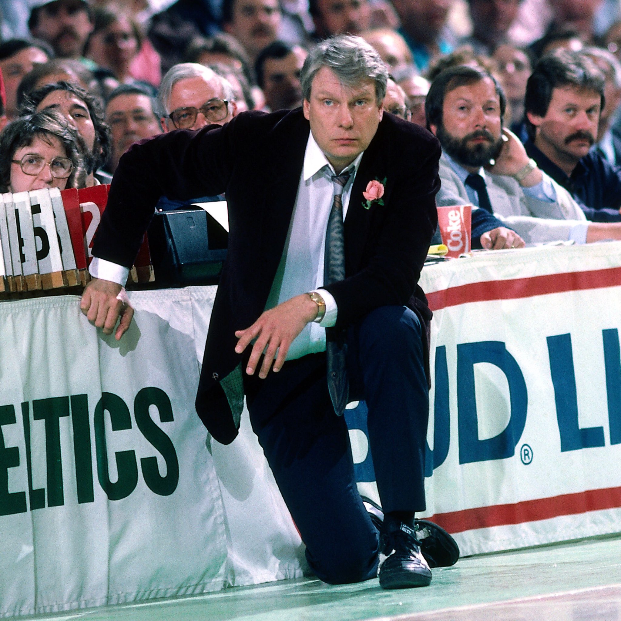 Happy Birthday to former Bucks coach and Hall of Famer, Don Nelson!! 