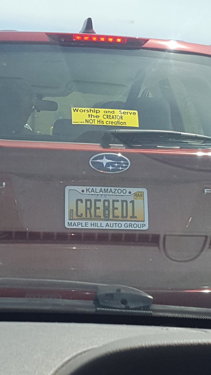KT_GVSU's tweet photo. Gonna guess this guy doesn't believe in dinosaurs..... #evolution #becausescience https://t.co/FwMrDm43Xk