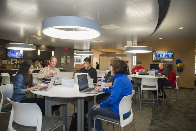 .<a href="/Forbes/">Forbes</a> seeks companies in the US that are best at making employees happy, inspired, well-compensated <a href="/wwt_inc/">World Wide Technology</a> bit.ly/2qkdM5v