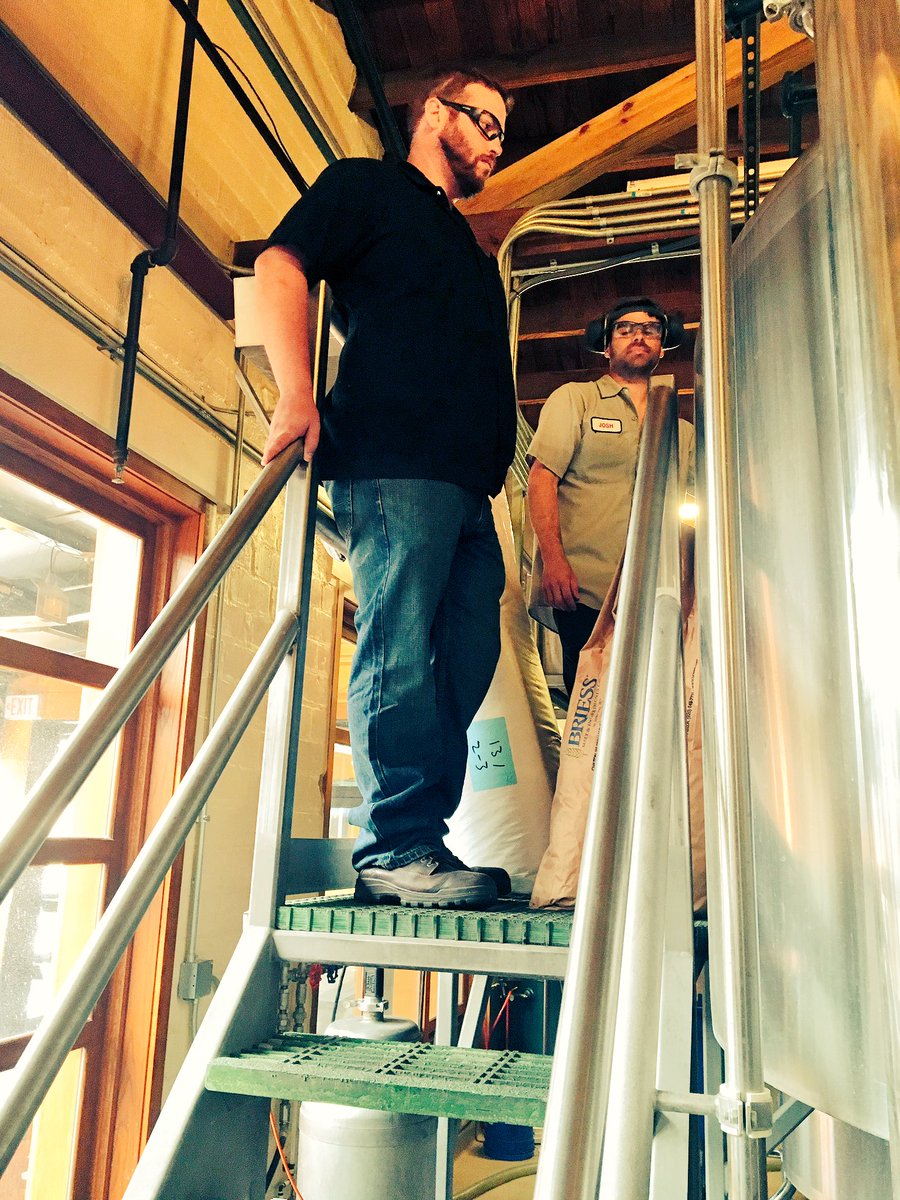 Witch's Hat Brewing 🦇 tweet media