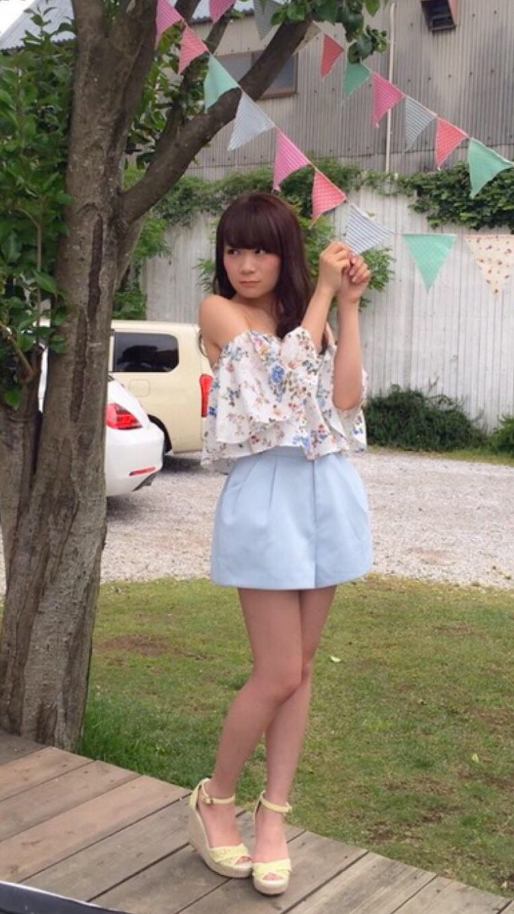 ななったん 3期生の中での御三家は決まったけど乃木坂の各々のセンターを決めるとなると 美脚 秋元真夏 髪 秋元真夏 目 渡辺みり愛 眉毛 渡辺みり愛 異論は認めません Nogibingo8 T Co Zinxucbrmm Twitter