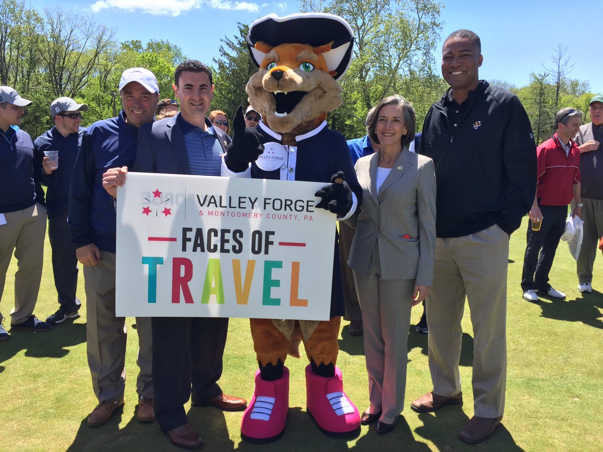 Our Montgomery County Commissioners with our newest face of travel: Monty the Fox! #nttw17 #makeitmontco #montcogolf