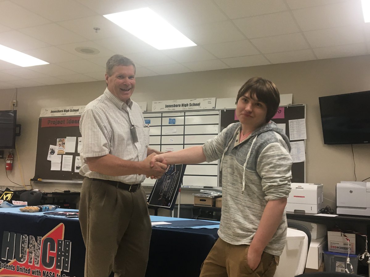JonesboroEAST's tweet photo. Maria and Brooks getting recognized for their awesome work on the HUNCH video!!! #jhseast #nasa #hunchprogram https://t.co/mrdmGXCD0i