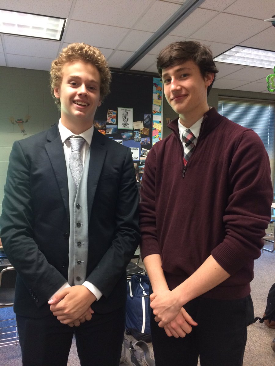 POAPS's tweet photo. SOME OF YOU WILL BE LUCKY ENOUGH TO SEE AND LISTEN TO THESE TWO IN CLASS #voteforryan #dresstoimpresse https://t.co/IC2whBUG43