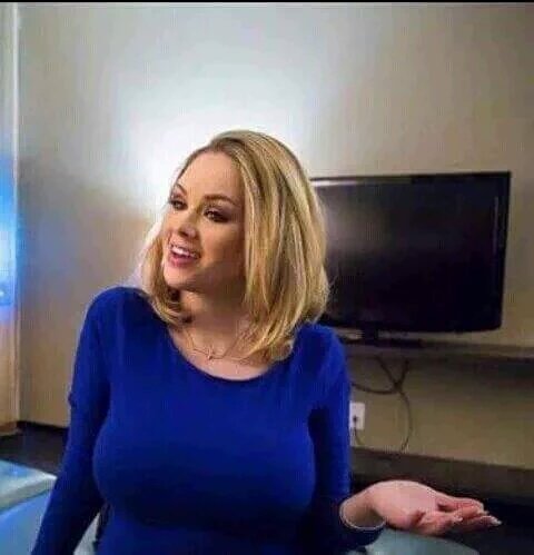 18JoeMeany's tweet photo. @TheRealKatieKox 
💙🌜🎥⌛🌈🙏😢😴😇👍
https://t.co/K27Is3x3zi https://t.co/DQ1iSdmz35