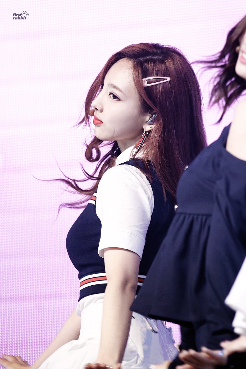 naniksulistyan4's tweet photo. Nayeon Twice SIGNAL showcase
#twice #imnayeon #nayeon #SignalShowcase #signaltwice #signal https://t.co/Zs3AjMnBem