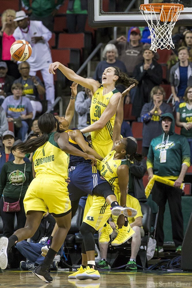 breannastewart's tweet photo. Felt great to be back out there with the squad.. https://t.co/A8qTflyaJ1