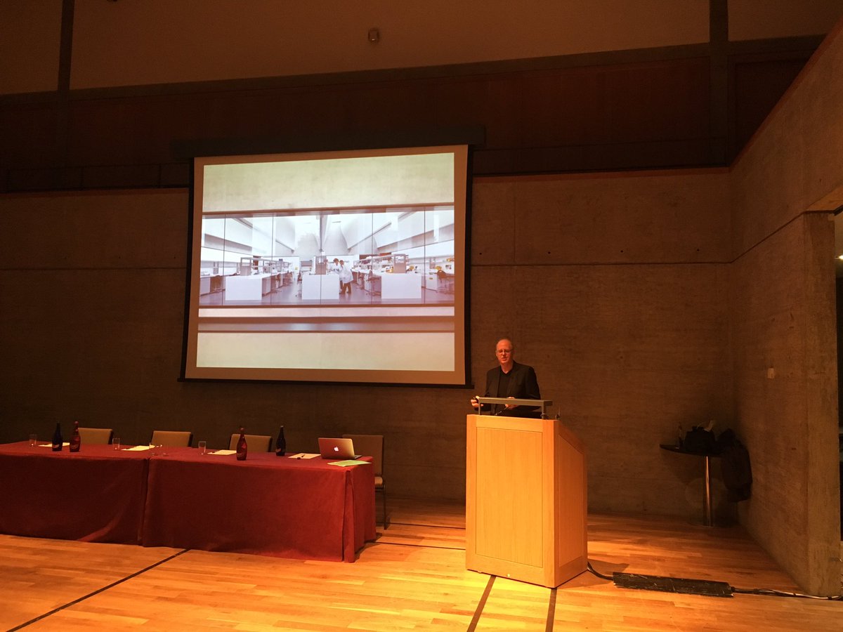 Gavin Henderson of #StantonWilliams under way presenting at @CFCICambridge event at @FitzwilliamColl