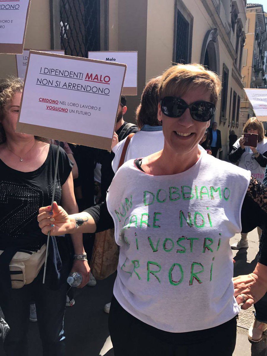 FemcaCISL's tweet photo. #MALO Grande adesione dei lavoratori allo sciopero di oggi davanti al negozio in via Montenapoleone a Milano https://t.co/cYUbiyCEy9 https://t.co/hhPXAPrkZD