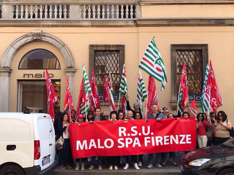 FemcaCISL's tweet photo. #MALO Grande adesione dei lavoratori allo sciopero di oggi davanti al negozio in via Montenapoleone a Milano https://t.co/cYUbiyCEy9 https://t.co/hhPXAPrkZD