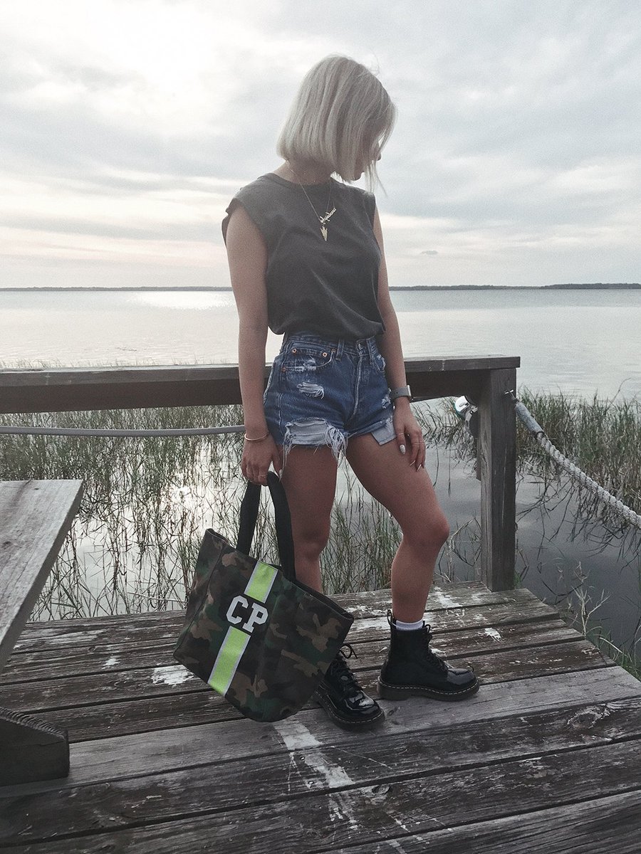 Killinitwitha@miabags!
-
-
-
Visit us at THE STORE at 8550 NW 53rd St. Suite B104 Doral FL 33166
thestorebrands.com