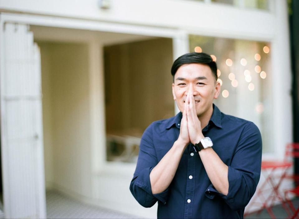 21progress's tweet image. This Immigrant Found His 'American Dream' In Inspiring Others To Give Back via @forbes buff.ly/2qJLVMP