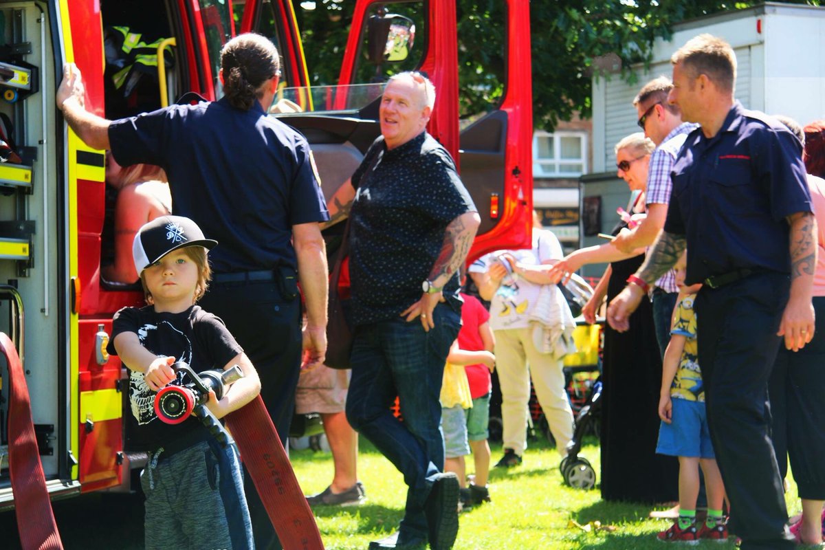 We are super excited to reveal that @Hants_fire will be at this year's #HavantFunDay! #Havant #LeighPark #fireengine #familydayout