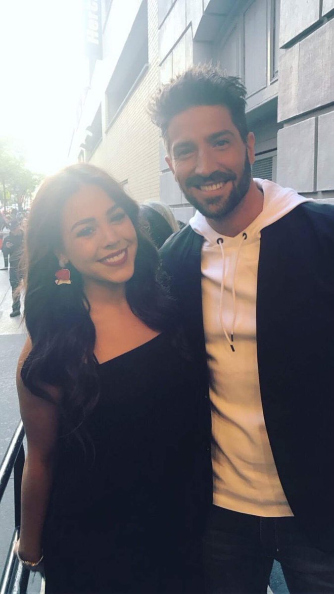 antolamorra's tweet photo. Gracias por esto Telemundo 😍 #Davinna #Deyanna @dannapaola @DavidChocarro #TelemundoCelebration #NBCU2017 #UpFront https://t.co/fWKMlEan22
