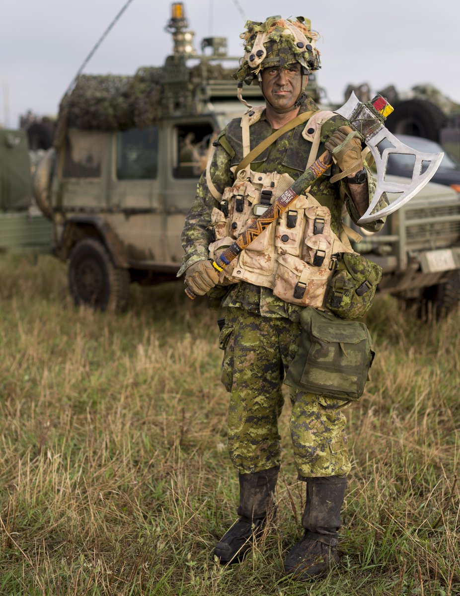 CanadianArmy's tweet image. Here are some great photos of @CanadianArmy , @USArmy  , @BritishArmy soldiers from the first day of #MAPLERESOLVE 2017