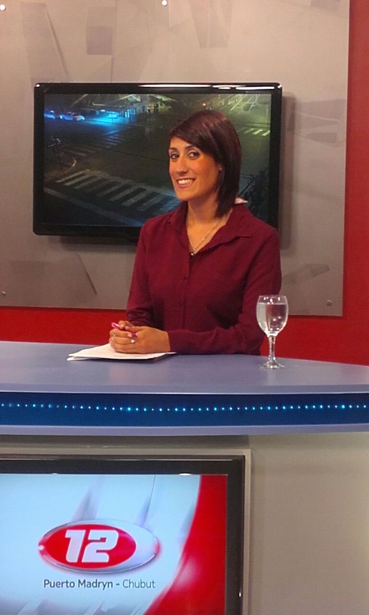 madryntv's tweet photo. En minutos comienza la 2° edición del Noti de @madryntv Tema central: El boleto elctrónico 
📺 Canal 12 
👤 🎤 Yovi Perez Luni https://t.co/KaMdtw98S2