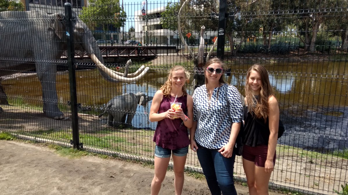KliewerScience's tweet photo. Day 2 #IntelISEF #ISEF2017 Touring the City https://t.co/xD3t5AiNjM