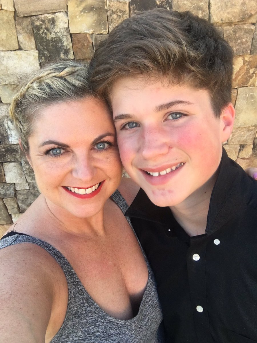 alwaysaware72's tweet photo. I'm so proud of Jack and his Advanced Choir at his school! They are one amazing choir!! #sing #yeahthatgreenville #fisher #pjfms https://t.co/7PvIQc9F9W