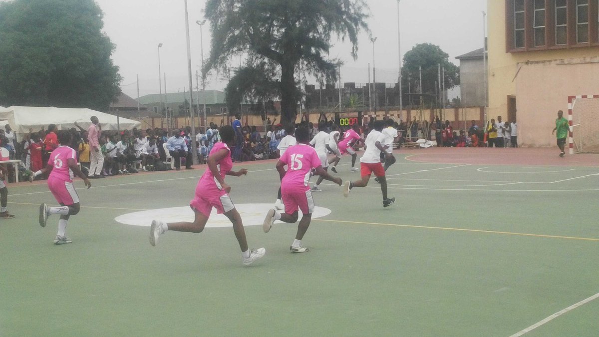 dipoliadi tweet media