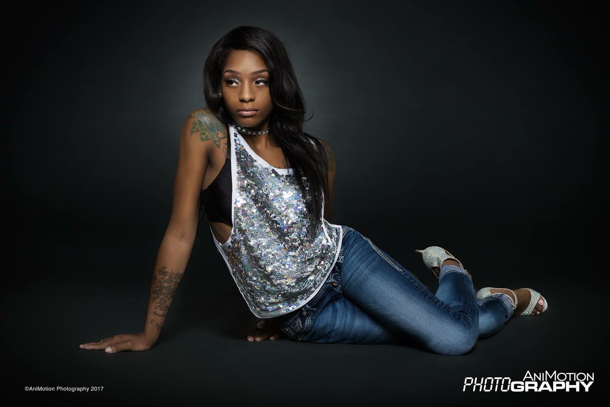 Lala__LovinLife's tweet photo. "If you want to be ORIGINAL, Be ready to be COPIED."
#indymodels #modeling #modelagency #modelmanagement #chicagomodel #LAModel #alexnicole https://t.co/Ph9YGHCwer