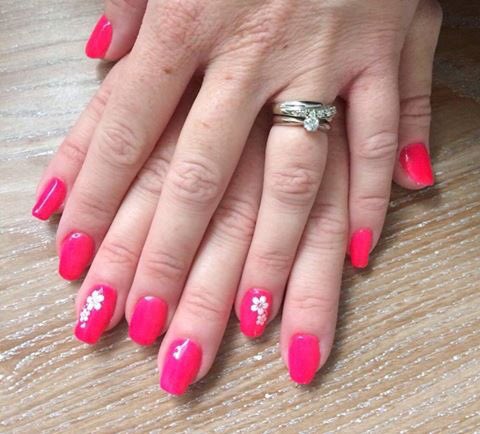 abzsmith27's tweet photo. Neon pink with flower nail art stickers💅🏻 https://t.co/vpl5dtKdSX