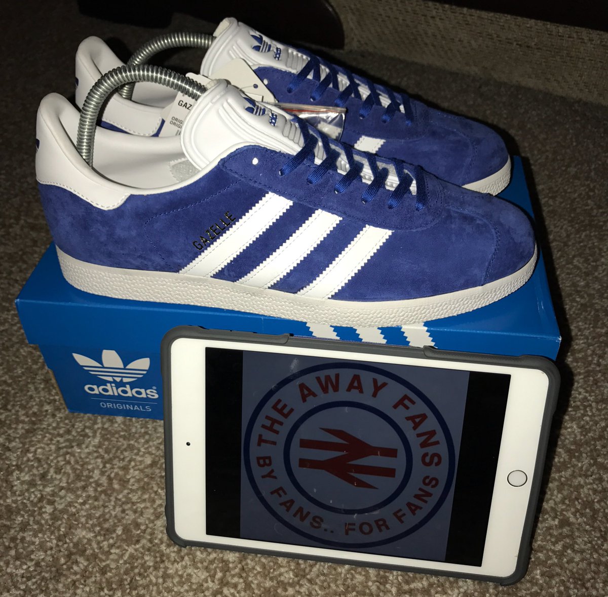 theawayfans's tweet image. We're giving away these brand new Adidas Gazelles when we reach 232k followers. Simply RT &amp;amp; follow to enter. Good luck 👍🏻