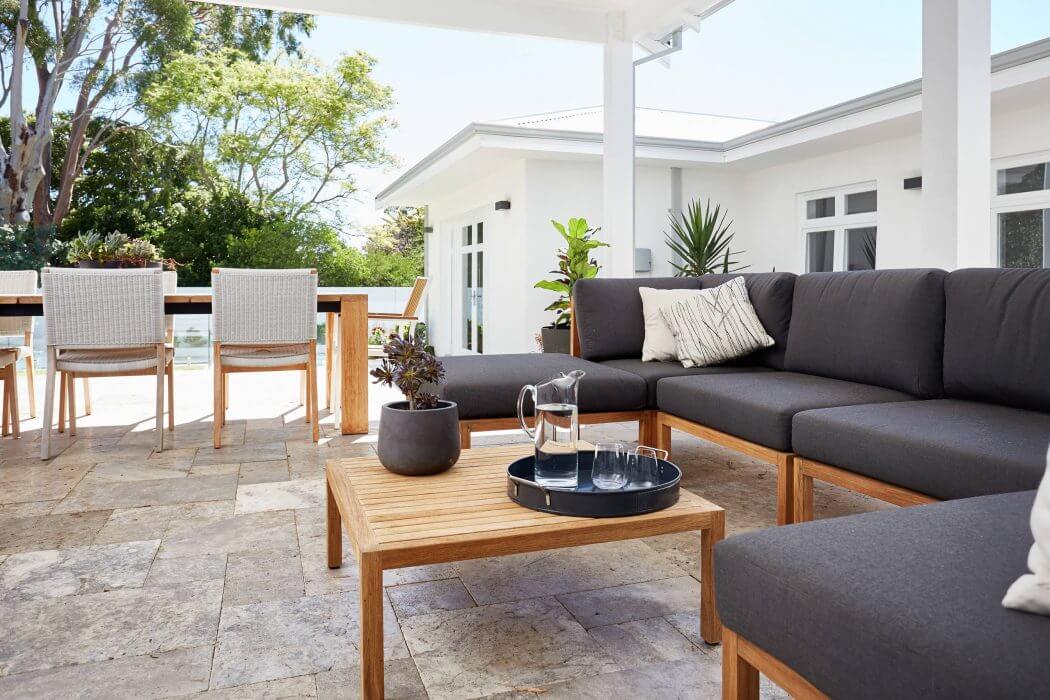 patty_realtor's tweet photo. If this were your home, would you spend more time indoors or out? #luxuryhomes #uniqueho... https://t.co/7gLO3BoJFS https://t.co/ZIbP5verbQ