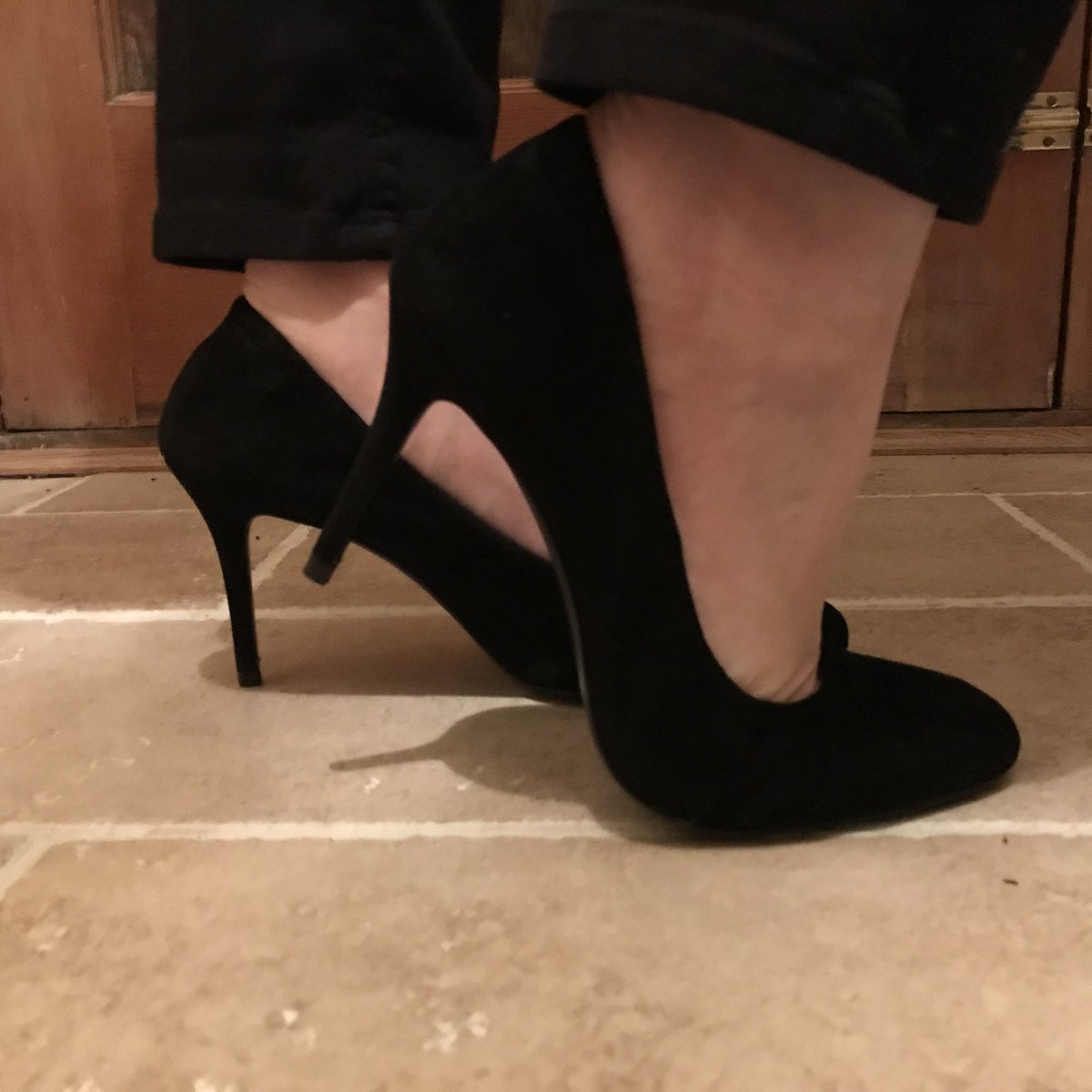 NarrowShoeBlog's tweet photo. Today on the blog, these gorgeous black #AcneStudios courts. https://t.co/Eut78Ik0yJ #NarrowShoes #NarrowFeet #ShoeBlog https://t.co/6zjlo6eWeD