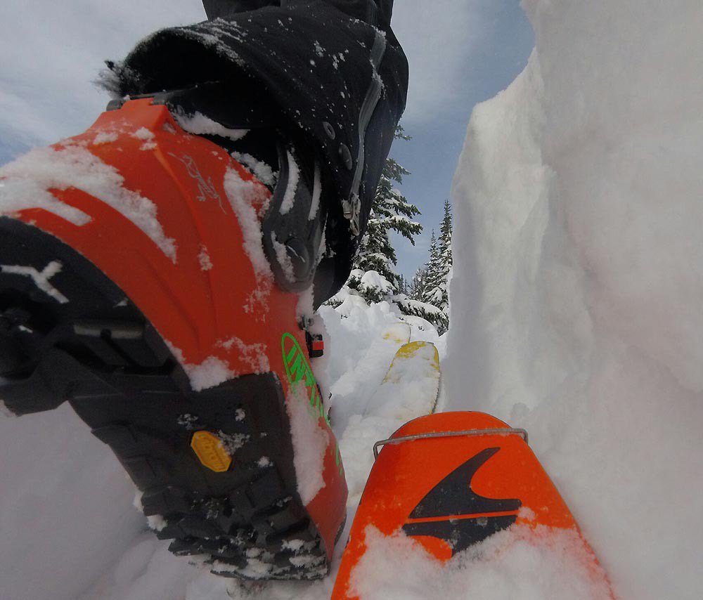 doglotion's tweet photo. Seb and Lee got intimate with @arcteryx’s #Procline ski boot and here’s their findings… https://t.co/SFs9IjOkxc https://t.co/yokhNoVBif